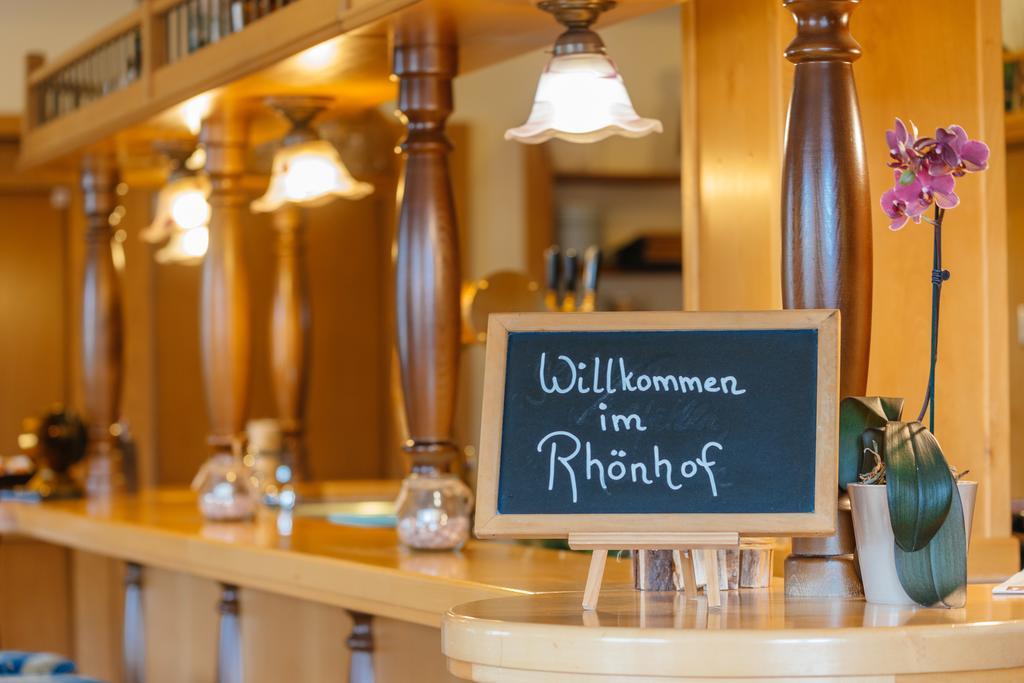 Hotel Rhoenhof Hünfeld エクステリア 写真